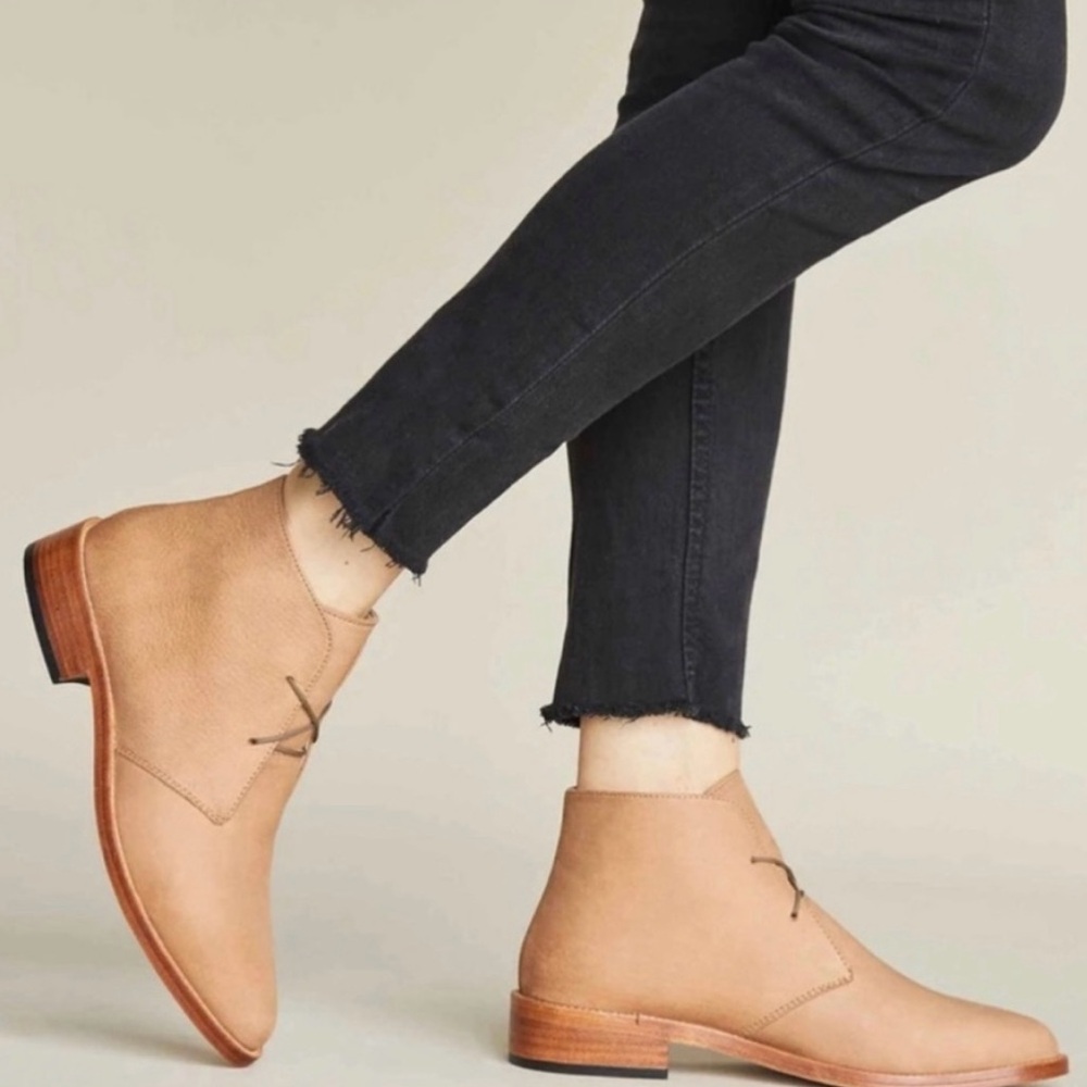 Nisolo Isa Suede Boots